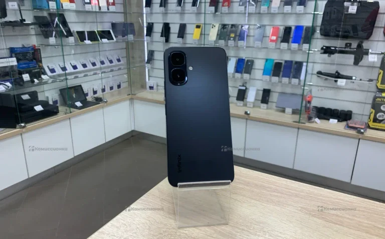 Infinix SMART 10 3/64 ГБ