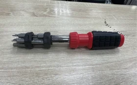 Отвёртка с трещеткой + насадки