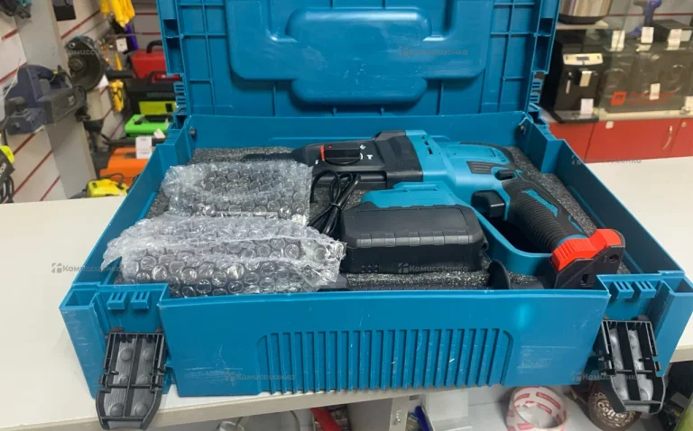 перфоратор аккумуляторный makita реплика