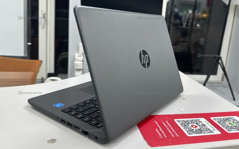 Ноутбук  HP 240 G8