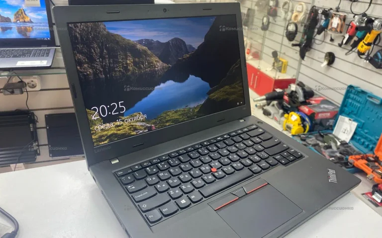 Ноутбук Lenovo 20FVS20700