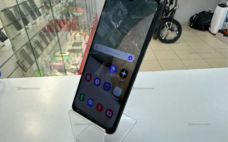 Samsung Galaxy A12 3/32 ГБ