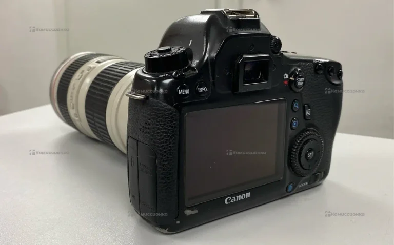 Фотоаппарат Canon EOS 6D DS126401