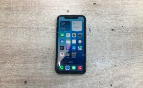 Apple IPhone XR 64 gb.