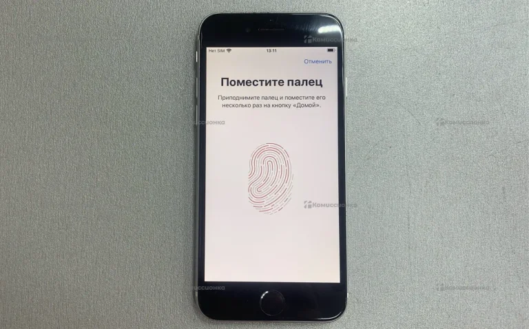Apple iPhone SE (2022) 4/64 ГБ