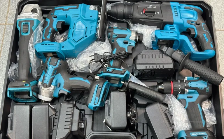 Набор 6в1 Makita (4 АКБ)