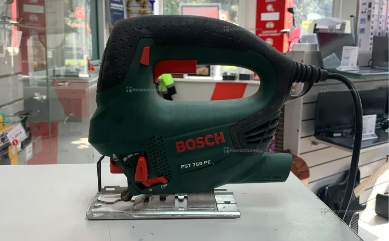 Электролобзик Bosch PST 750 PE