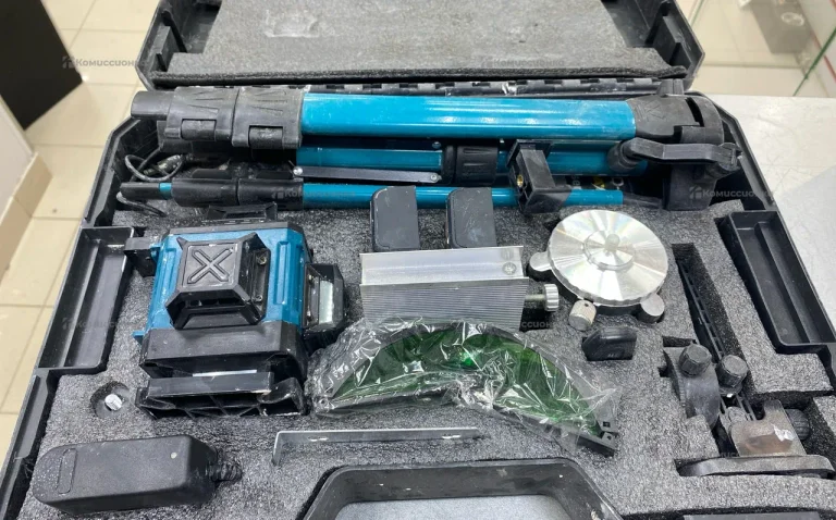 Лазерный уровень Makita Реплика 4D