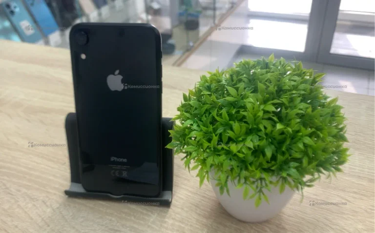 Apple iPhone Xr 64 ГБ