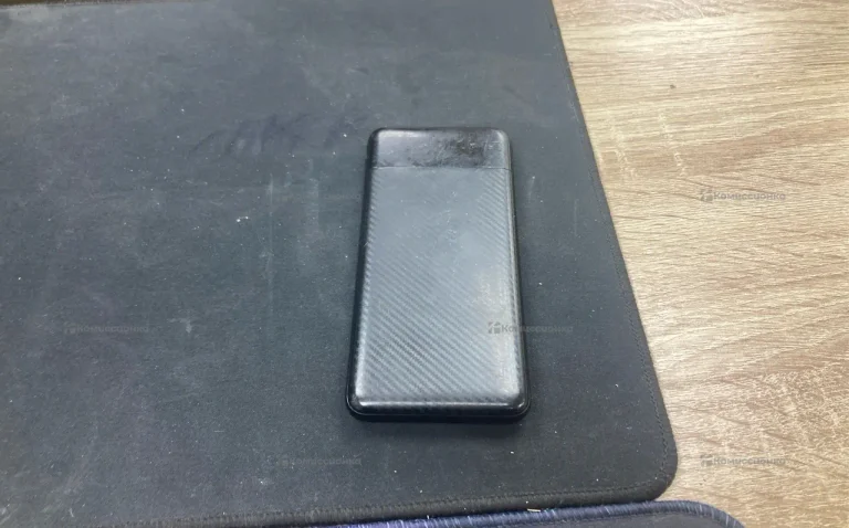 Power Bank Чёрный в сетку