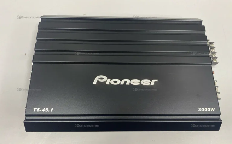 Усилитель  Pioneer 3000