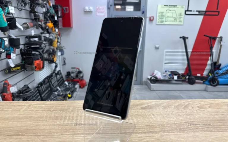 Infinix Hot 30 8/128 ГБ