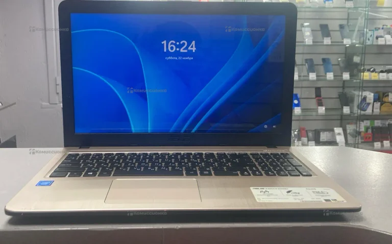 Ноутбук  ASUS R540s