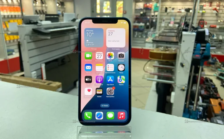 Apple iPhone 12 64 ГБ