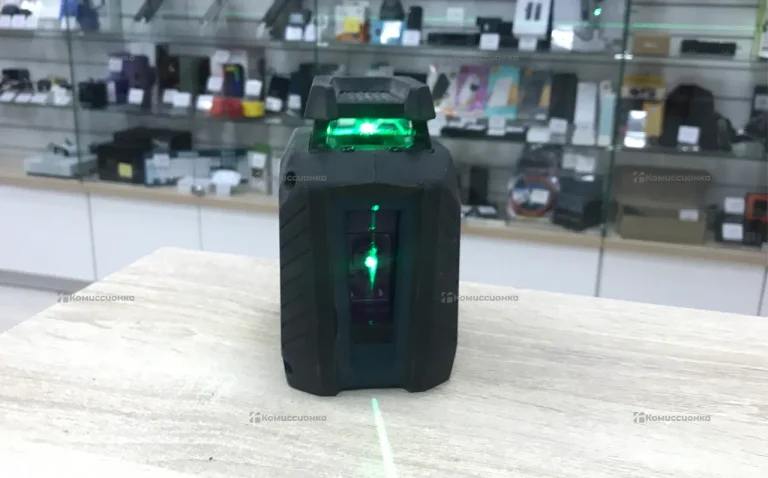 Нивелир лазерный Bosch GLL 2-20 G