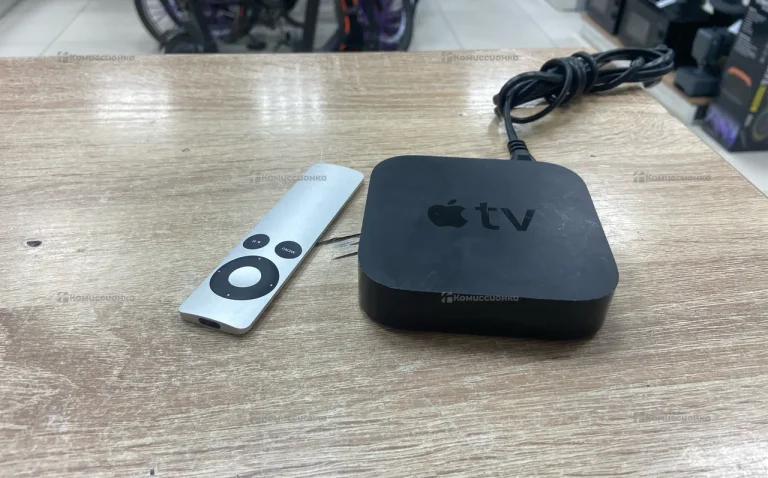 Цифровая ТВ приставка  Apple TV