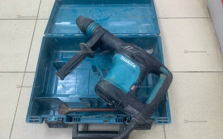 Отбойный молоток makita HM0870C