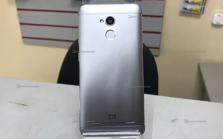 ZTE Blade V7 Lite 2/16 ГБ