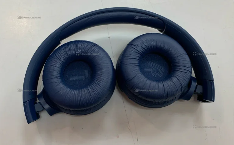 JBL Tune 520BT