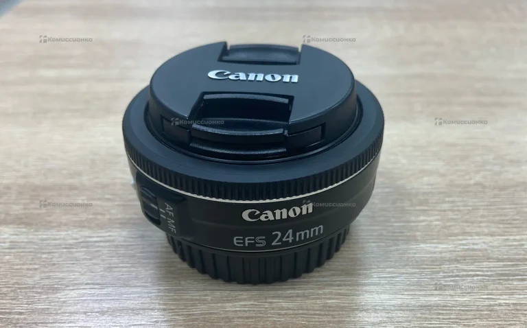 Объектив Canon EFS 24mm 0.16m/0.52ft