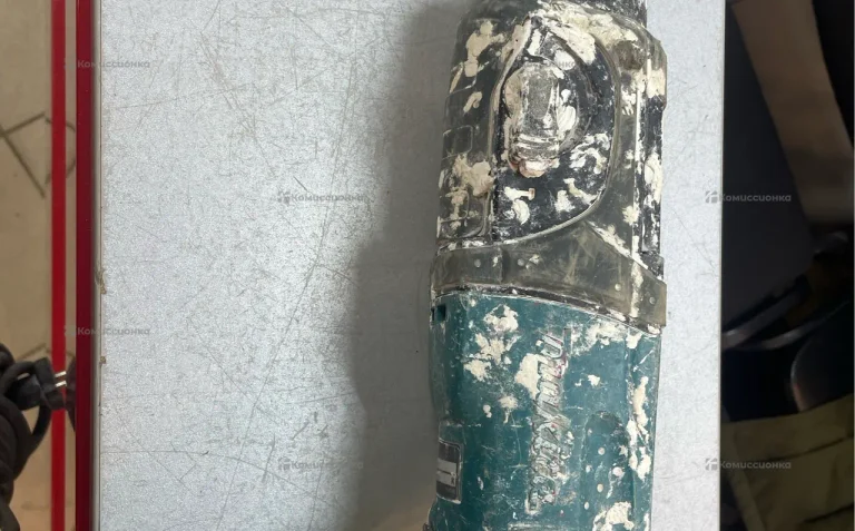 Перфоратор makita HR2470