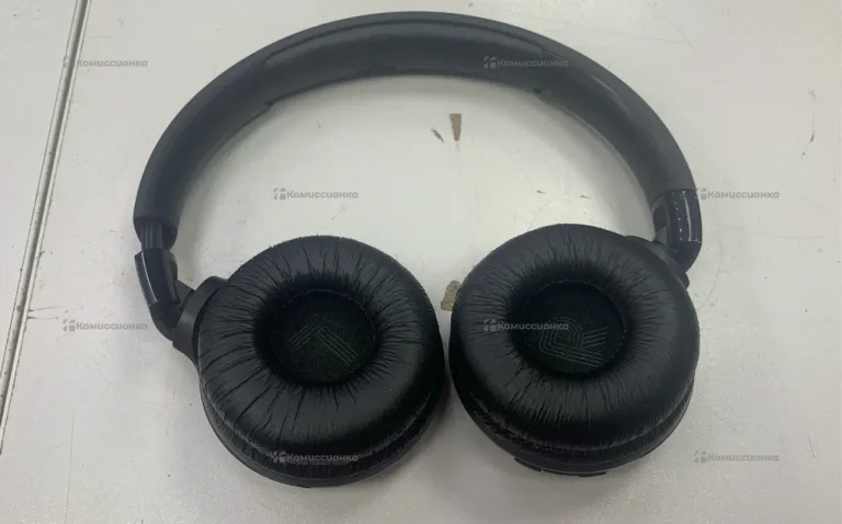 Наушники  JBL tune 520bt