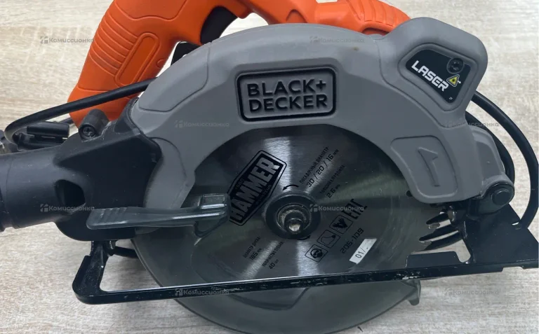 Дисковая пила BLACK+DECKER CS1250L