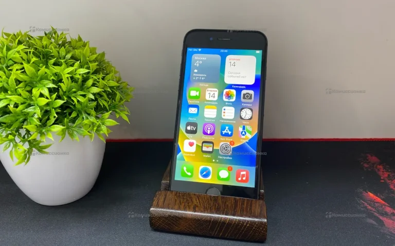 Apple iPhone 8 2/64 ГБ