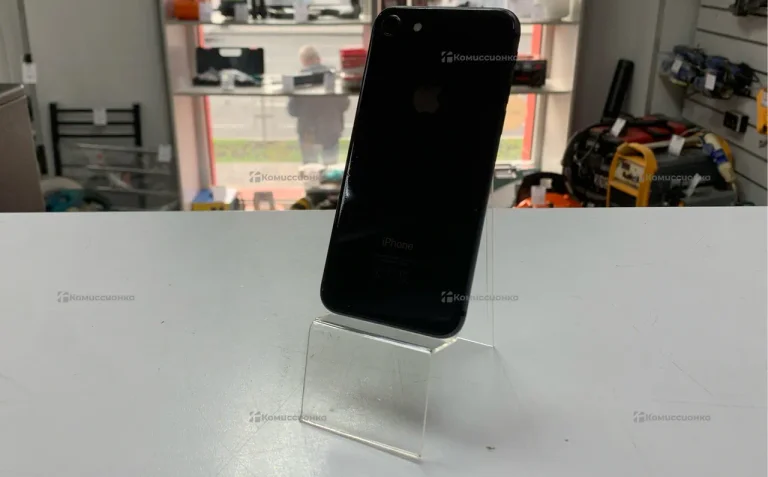 Apple iPhone 8 2/64 ГБ