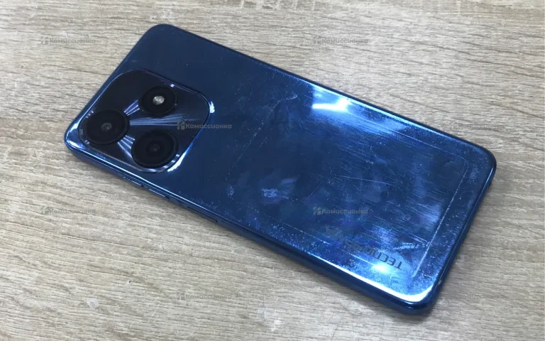 Tecno Spark 10C 4/64 ГБ