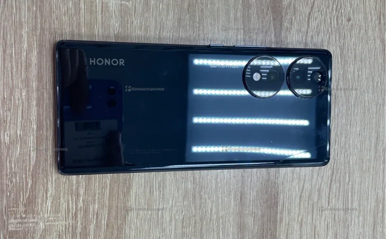 Honor 70 8/256 Гб