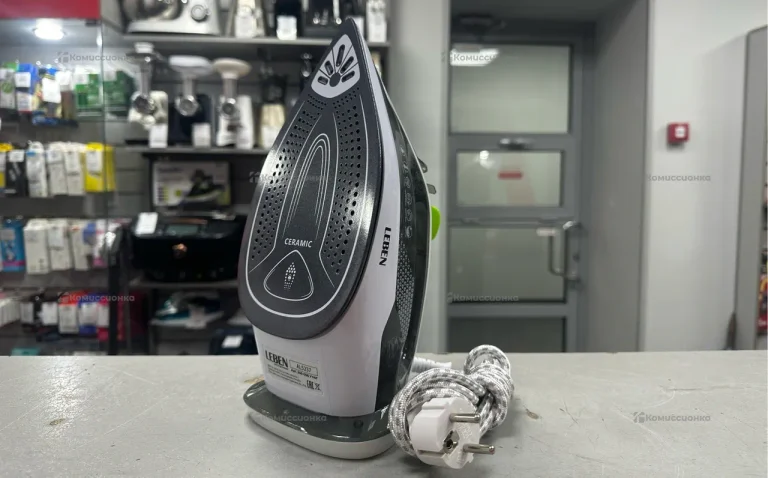 Утюг Leben