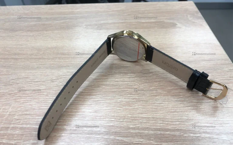 Часы  Gryon g137.21.33