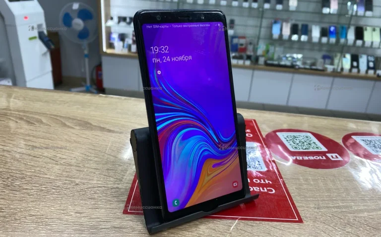 Samsung Galaxy A7 4/64 ГБ