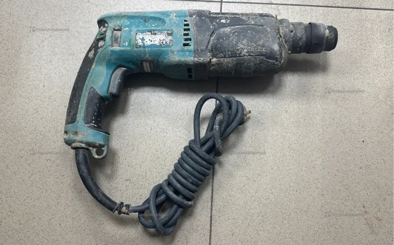 Перфоратор makita HR2470