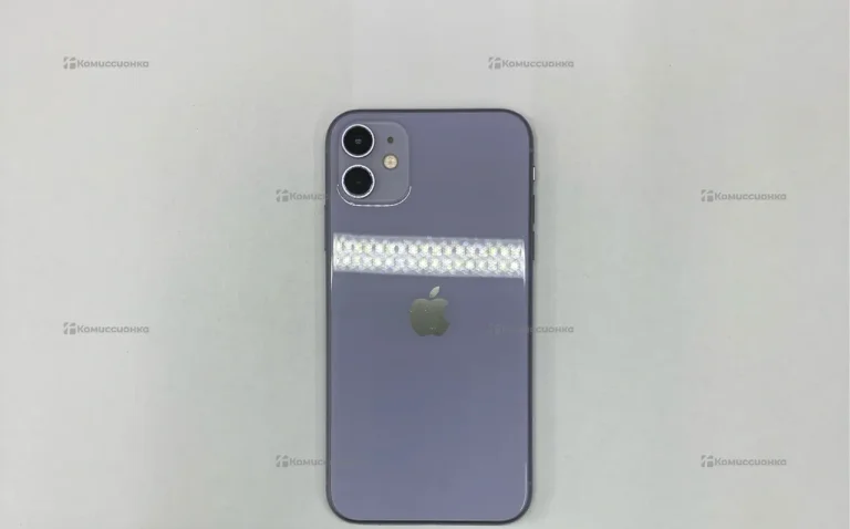 Apple iPhone 11 4/64 ГБ