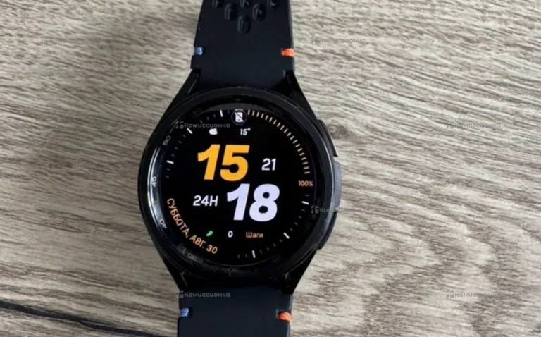 Часы  Samsung SM-R950