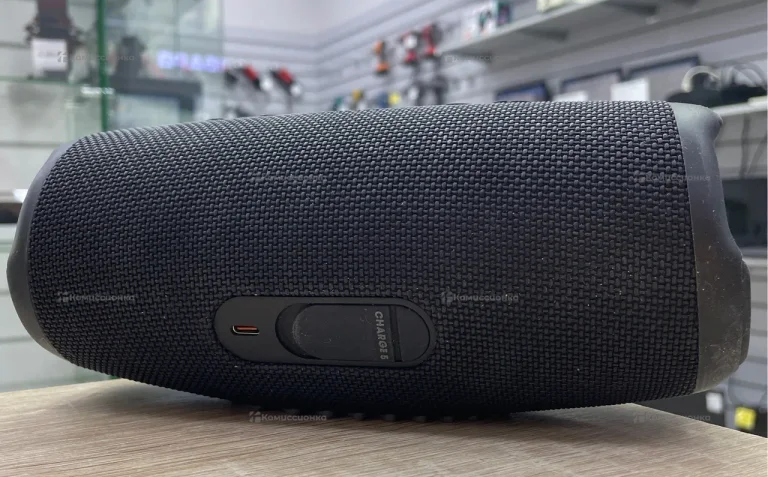 Колонка  Jbl  charge 5