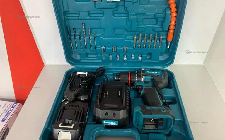 Шуруповерт Makita