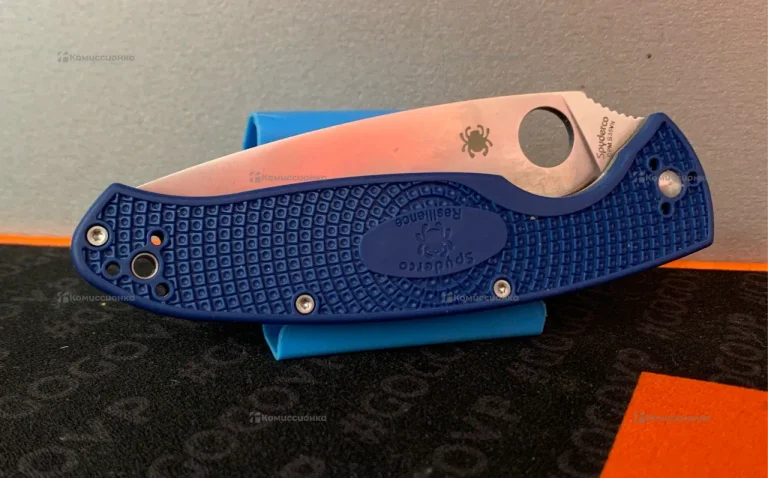 Нож Spyderco