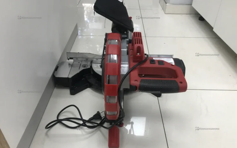 Торцовочная пила с протягом DORN DMS254