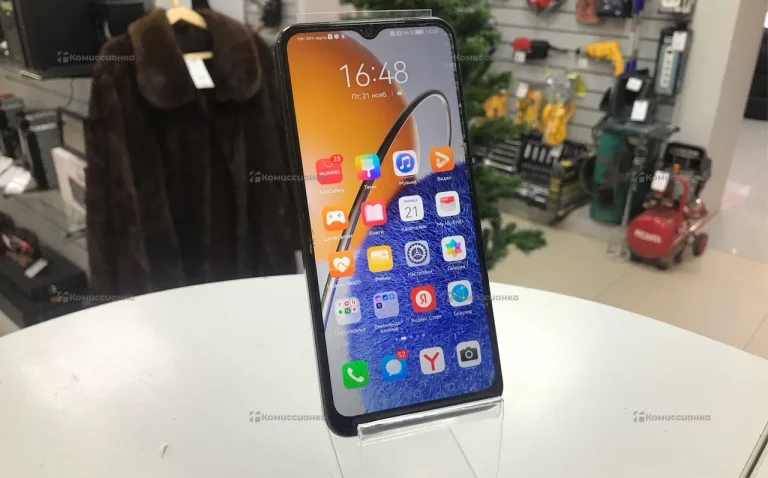 Huawei nova Y61 4/128 ГБ