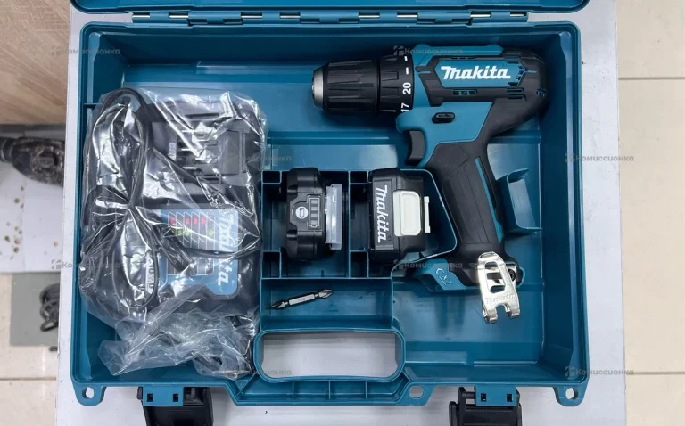 Дрель шуруповерт Makita DF333D