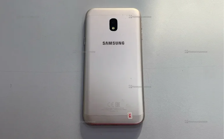 Samsung Galaxy J3 (2018) 2/16 ГБ