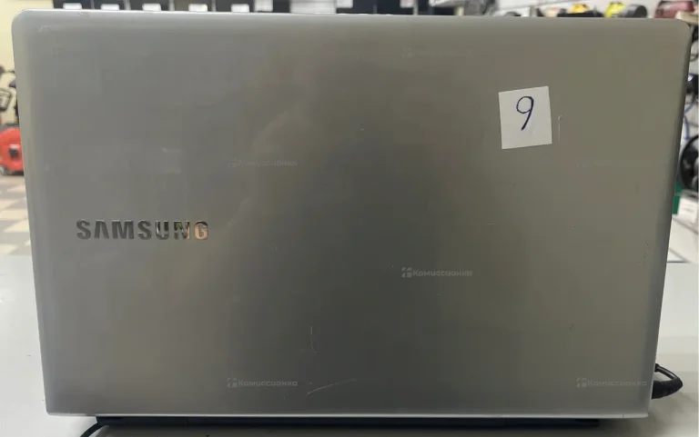 Ноутбук Samsung 270e