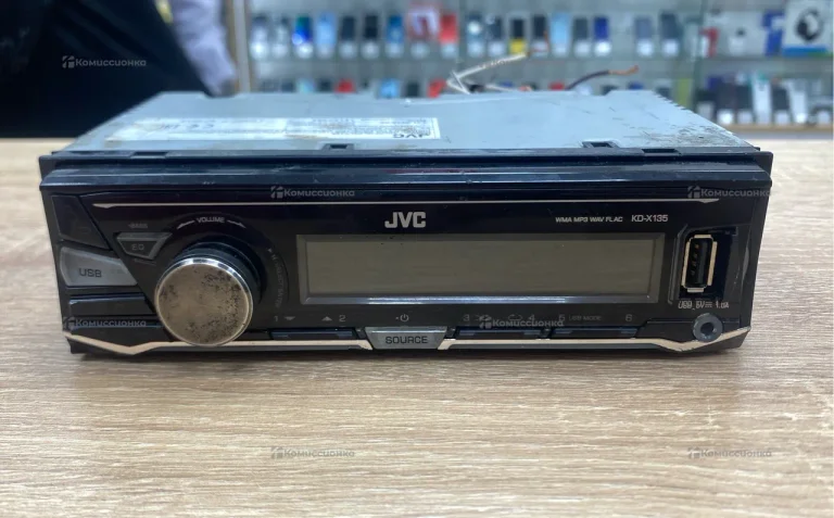 Автомагнитола JVC KD-X135