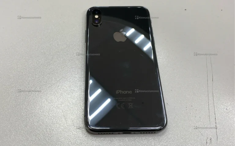 Apple iPhone X 3/64 ГБ