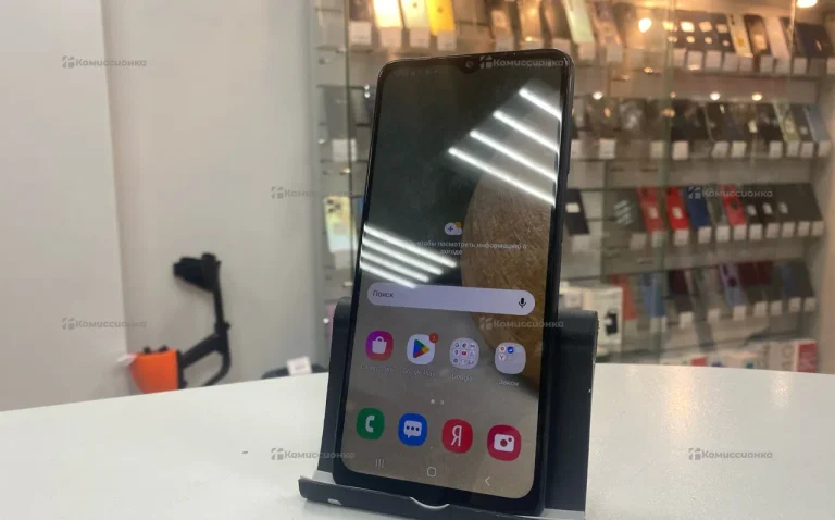 Samsung Galaxy A12 2/32 ГБ