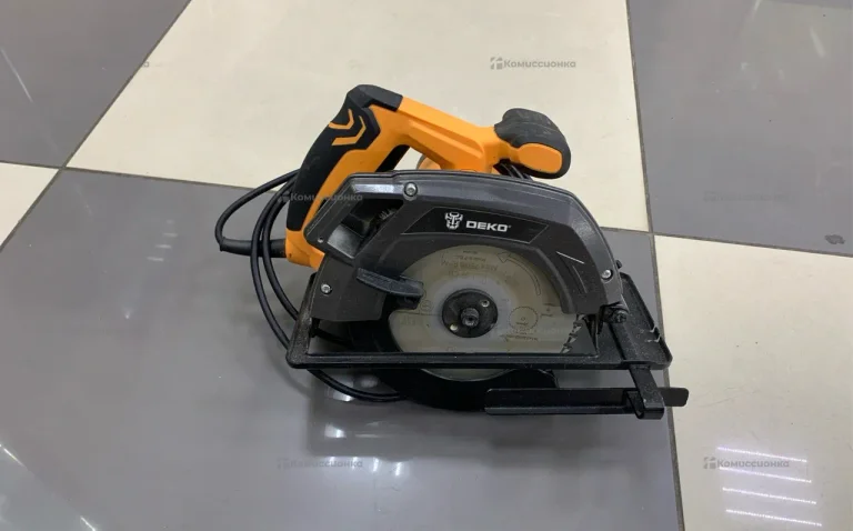 Дисковая пила DEKO DKCS1600