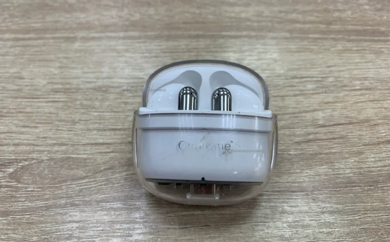 Наушники  белые